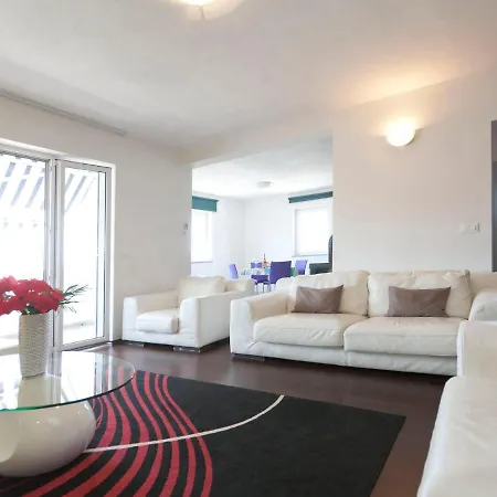 Brioni View Apartment *